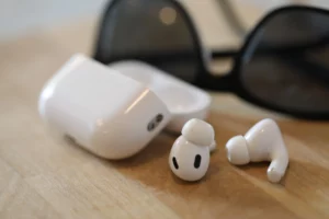 Cancelling AirPods are the best